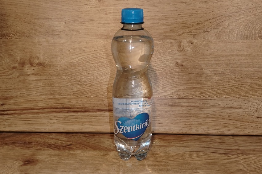 Szentkirályi szénsavas ásványvíz 0,5 l
